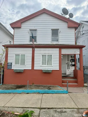 $1,800 | 16 Daggett Street, Unit 2, New Haven, CT 06519