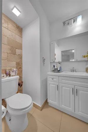 $680,000 | 213 West 20th Street, Hialeah, FL 33010