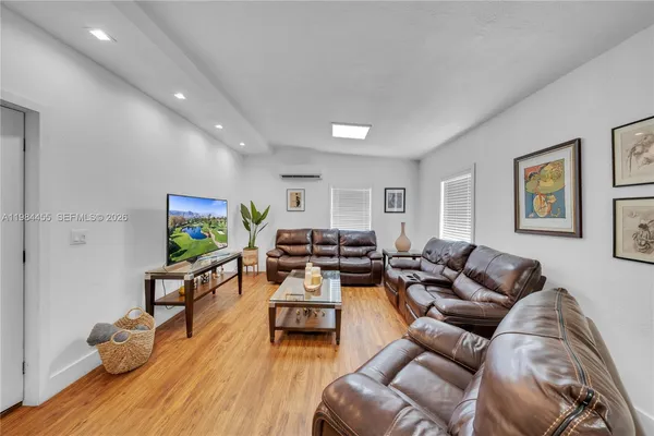 $680,000 | 213 West 20th Street, Hialeah, FL 33010