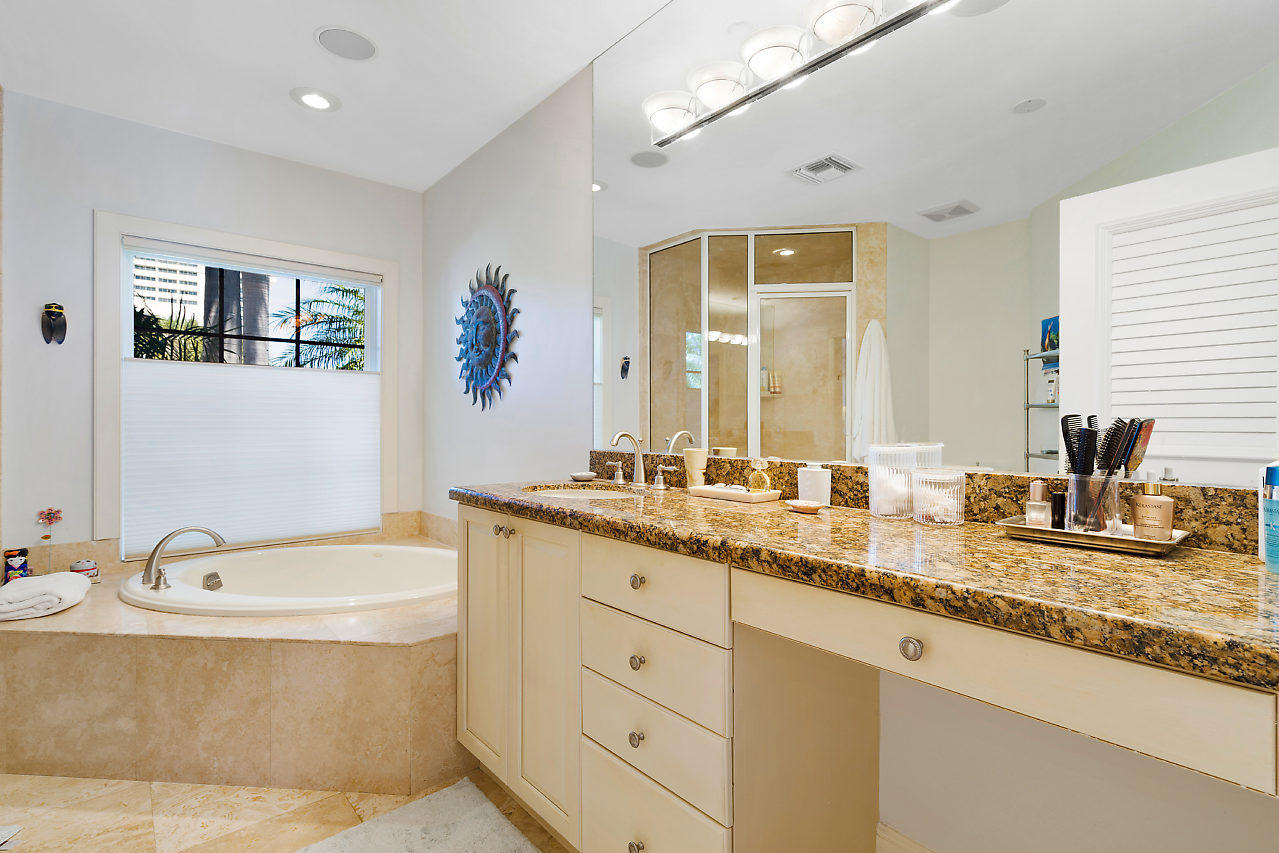 2001 Banyan Road Boca Raton, FL 33432 - Photo 21 of 42 016-2001BanyanRd-BocaRaton-FL-small