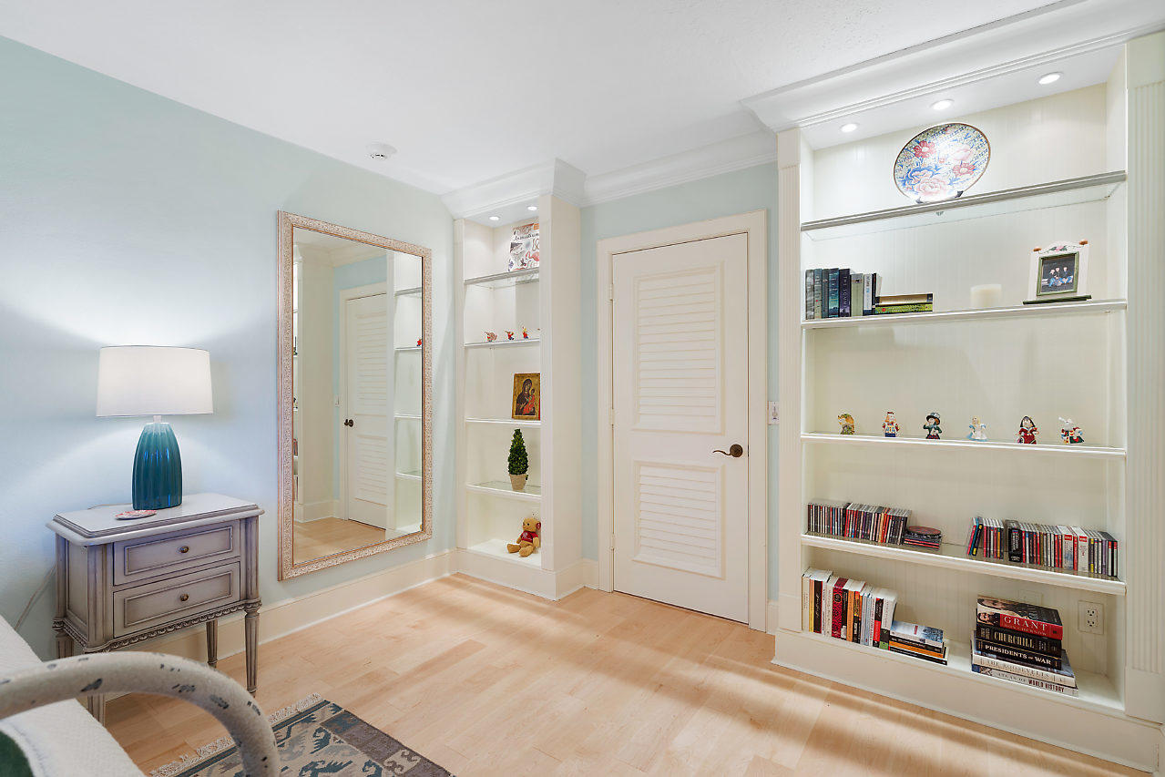 2001 Banyan Road Boca Raton, FL 33432 - Photo 24 of 42 010-2001BanyanRd-BocaRaton-FL-small