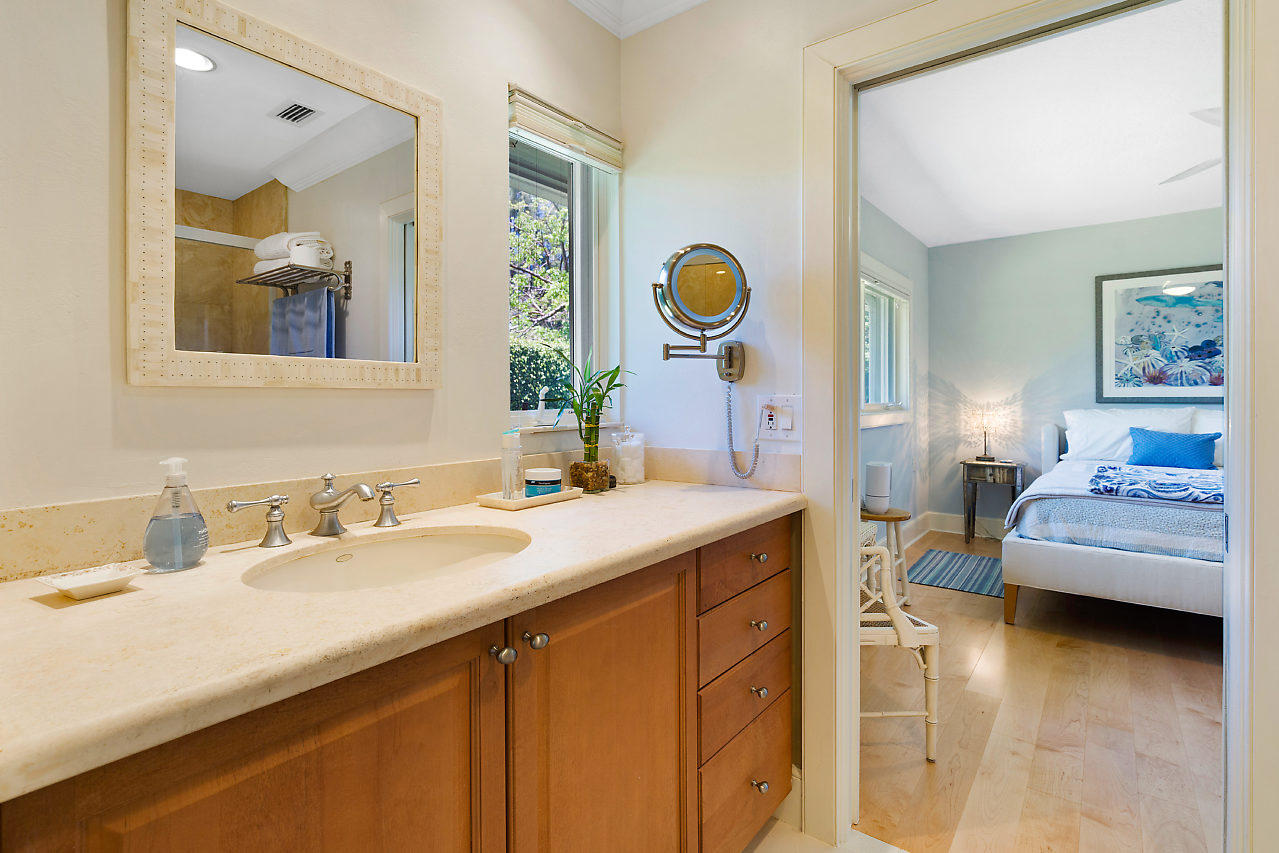 2001 Banyan Road Boca Raton, FL 33432 - Photo 28 of 42 014-2001BanyanRd-BocaRaton-FL-small