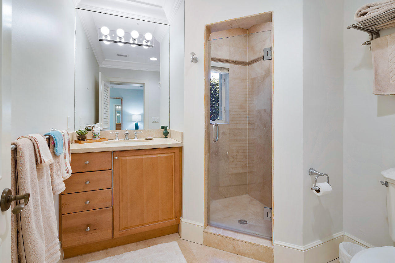 2001 Banyan Road Boca Raton, FL 33432 - Photo 30 of 42 012-2001BanyanRd-BocaRaton-FL-small