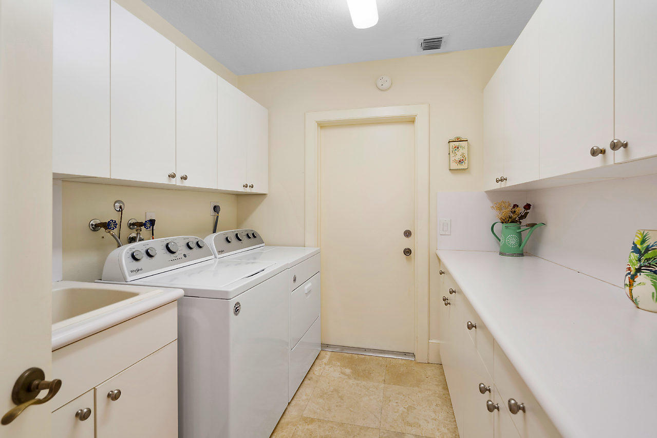 2001 Banyan Road Boca Raton, FL 33432 - Photo 32 of 42 032-2001BanyanRd-BocaRaton-FL-small