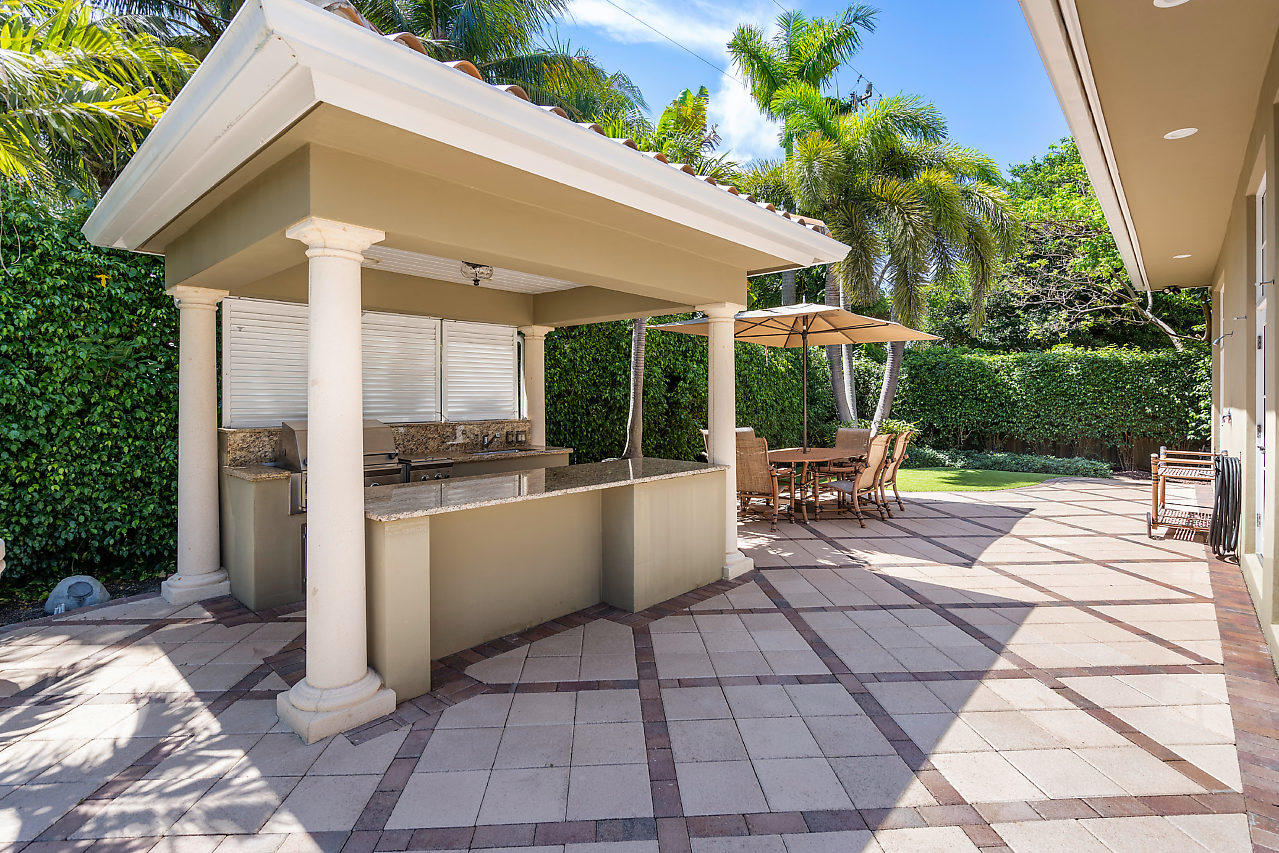 2001 Banyan Road Boca Raton, FL 33432 - Photo 34 of 42 037-2001BanyanRd-BocaRaton-FL-small