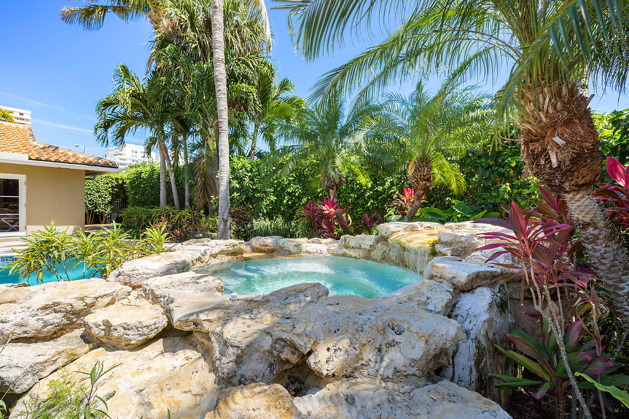 2001 Banyan Road Boca Raton, FL 33432 - Photo 35 of 42 035-2001BanyanRd-BocaRaton-FL-small