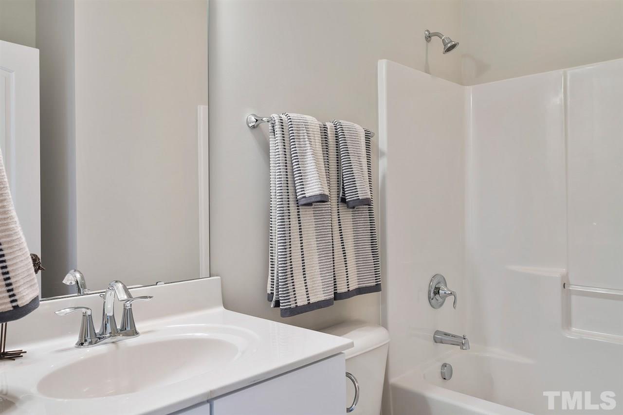 313 Daniel Ridge Rd. Wendell, NC 27591 - Photo 5 of 25 Gallery Image 5