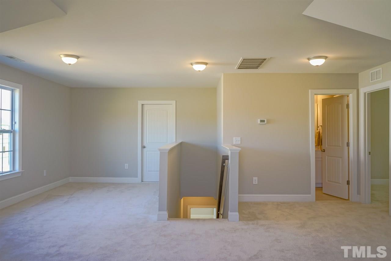 313 Daniel Ridge Rd. Wendell, NC 27591 - Photo 8 of 25 Gallery Image 8