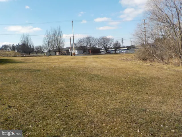 a view of a hallway with elevator