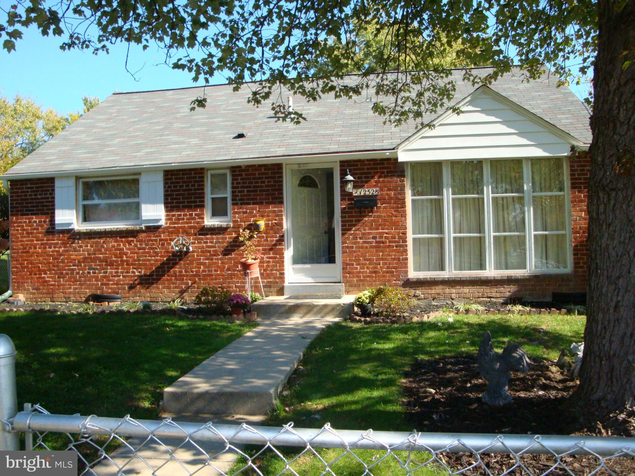 Exterior (Front)