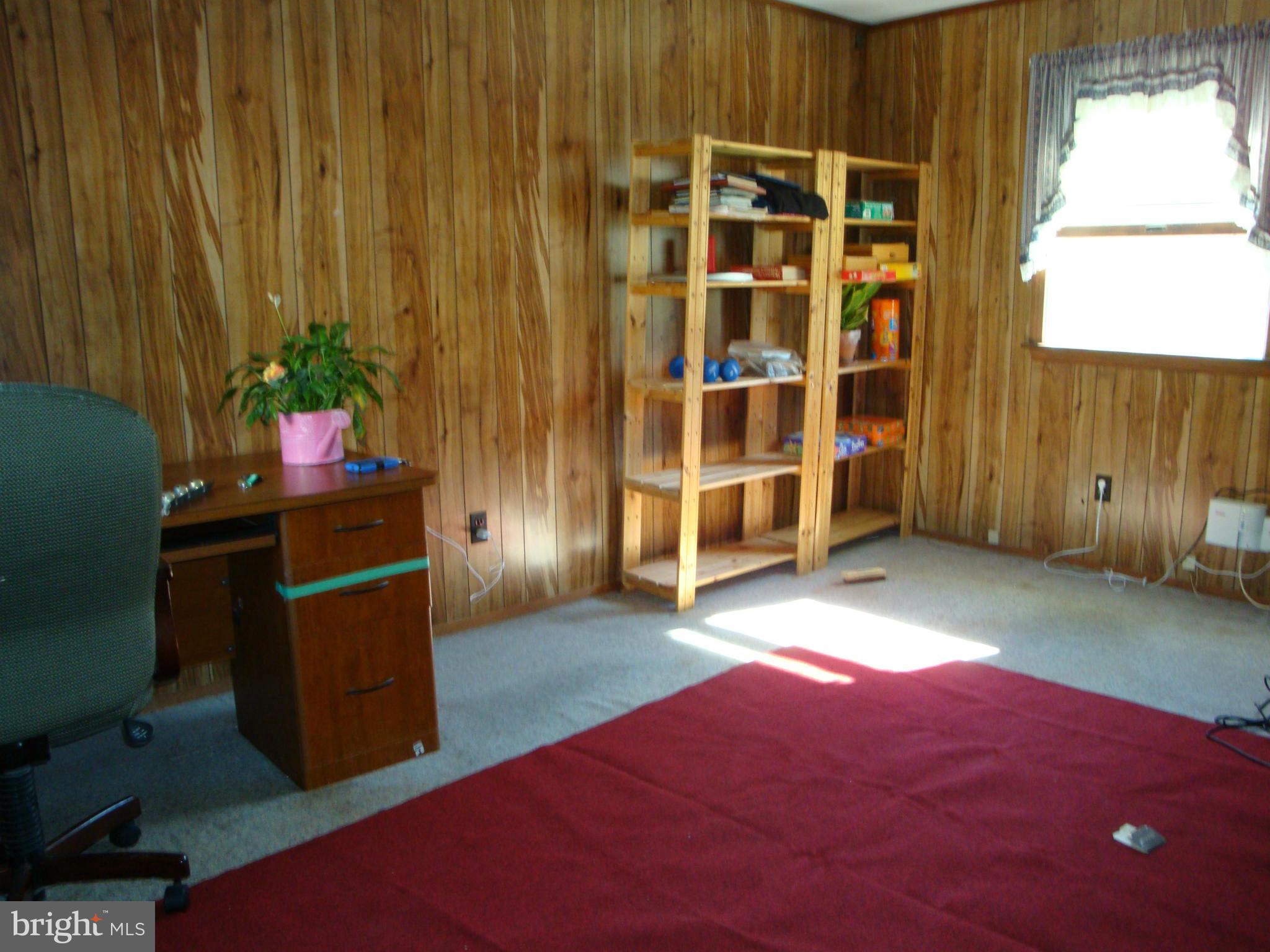12528 Epping Court Silver Spring, MD 20906 - Photo 11 of 14 Family Room