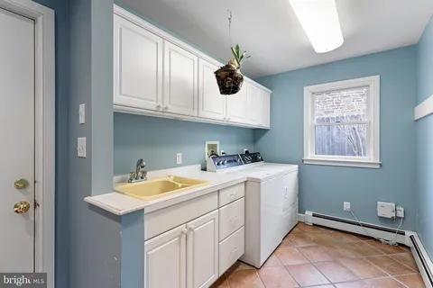 $800,000 | 14 Gregg Avenue, Wilmington, DE 19807