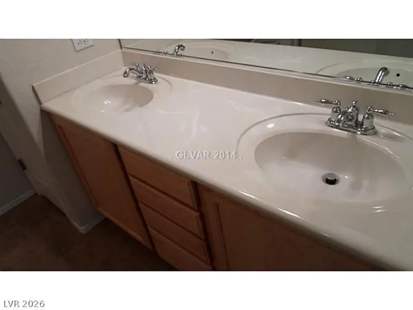 $1,690 | 6103 Falconer Avenue, Las Vegas, NV 89122