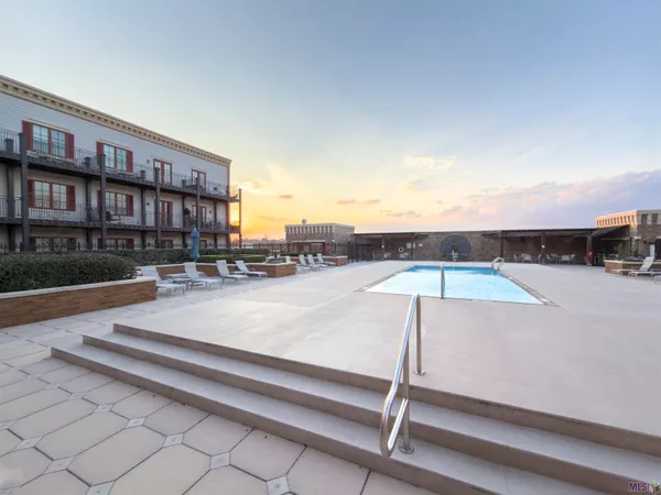 $194,900 | 7707 Bluebonnet Boulevard, Unit 408, St. George, LA 70810
