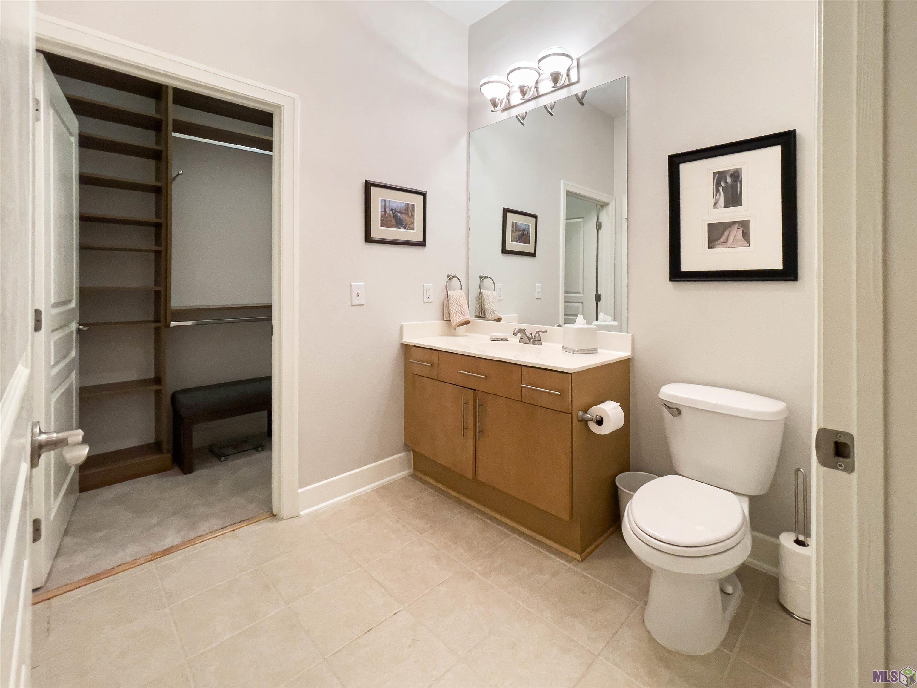 7707 Bluebonnet Boulevard, Unit 408 St. George, LA 70810 - Photo 3 of 5