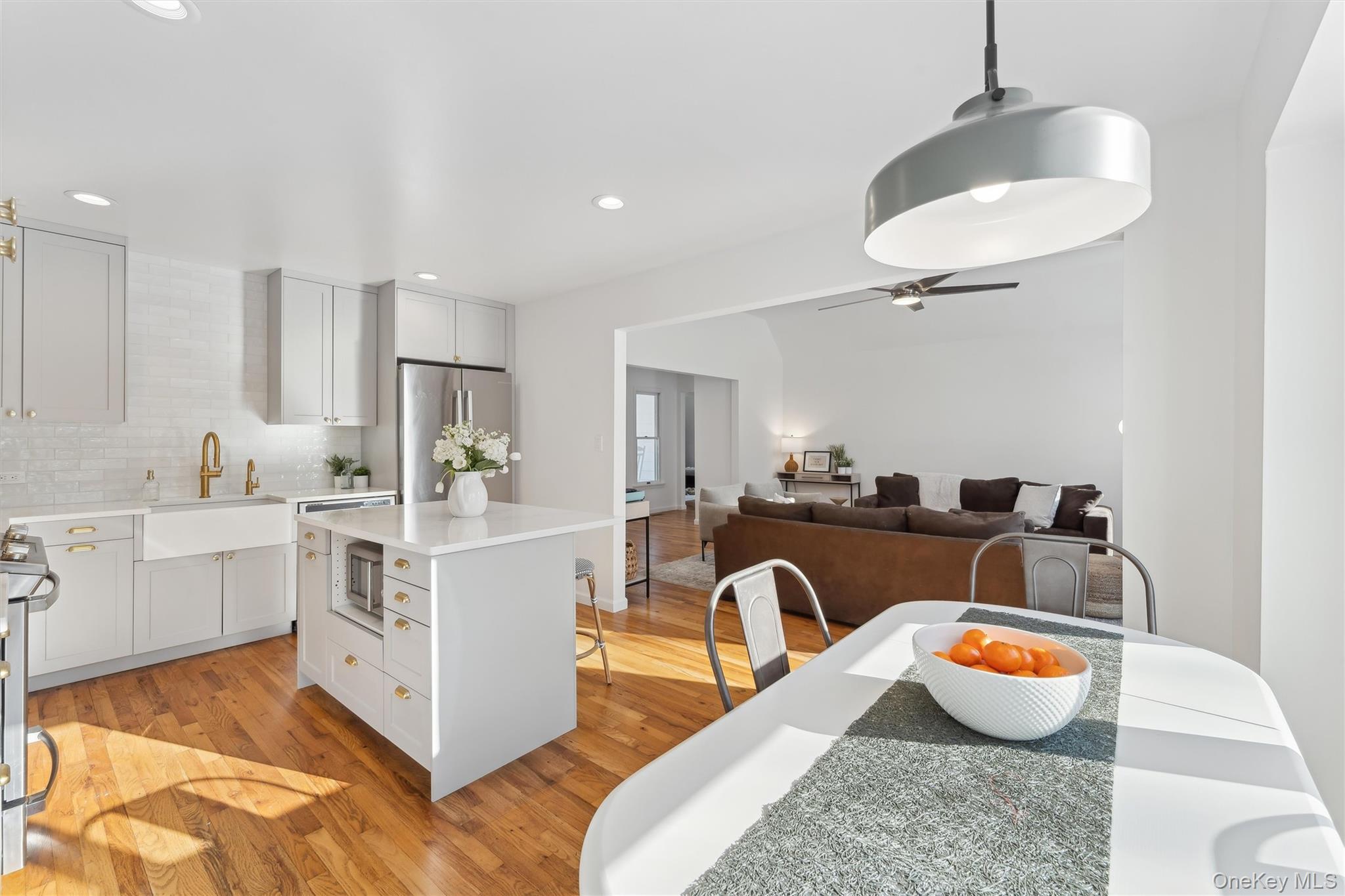 14 Hildreth Road Hampton Bays, NY 11946 - Photo 10 of 29 Kitchen