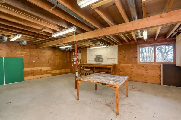$739,900 | 2000 Roe Crest Drive, North Mankato, MN 56003