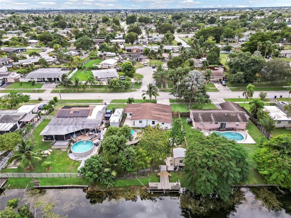 6129 Hogan Creek Road Margate, FL 33063 - Photo 30 of 31 Photo 30