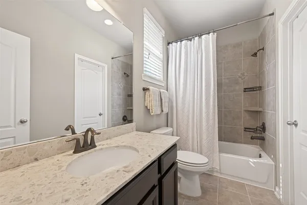 $450,000 | 22811 Wild Heather Drive, Tomball, TX 77375