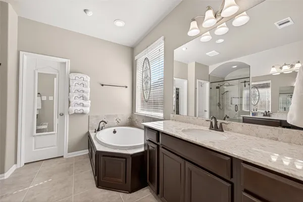 $450,000 | 22811 Wild Heather Drive, Tomball, TX 77375