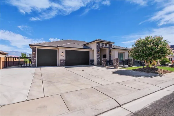 $699,900 | 3426 West 2570th Street South, Hurricane, UT 84737