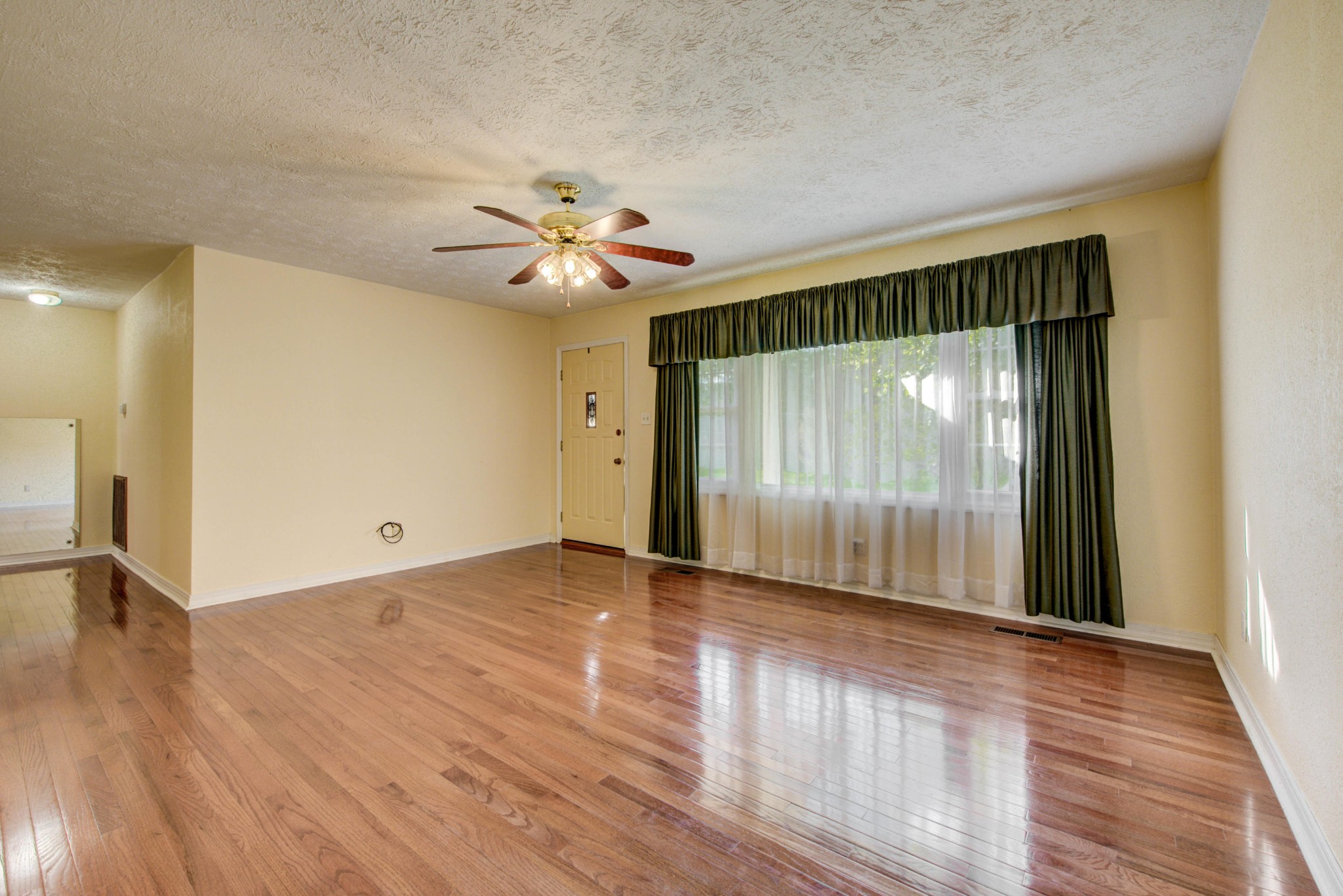 8928 West Simpson Road Knoxville, TN 37920 - Photo 3 of 31 Gallery Image 3