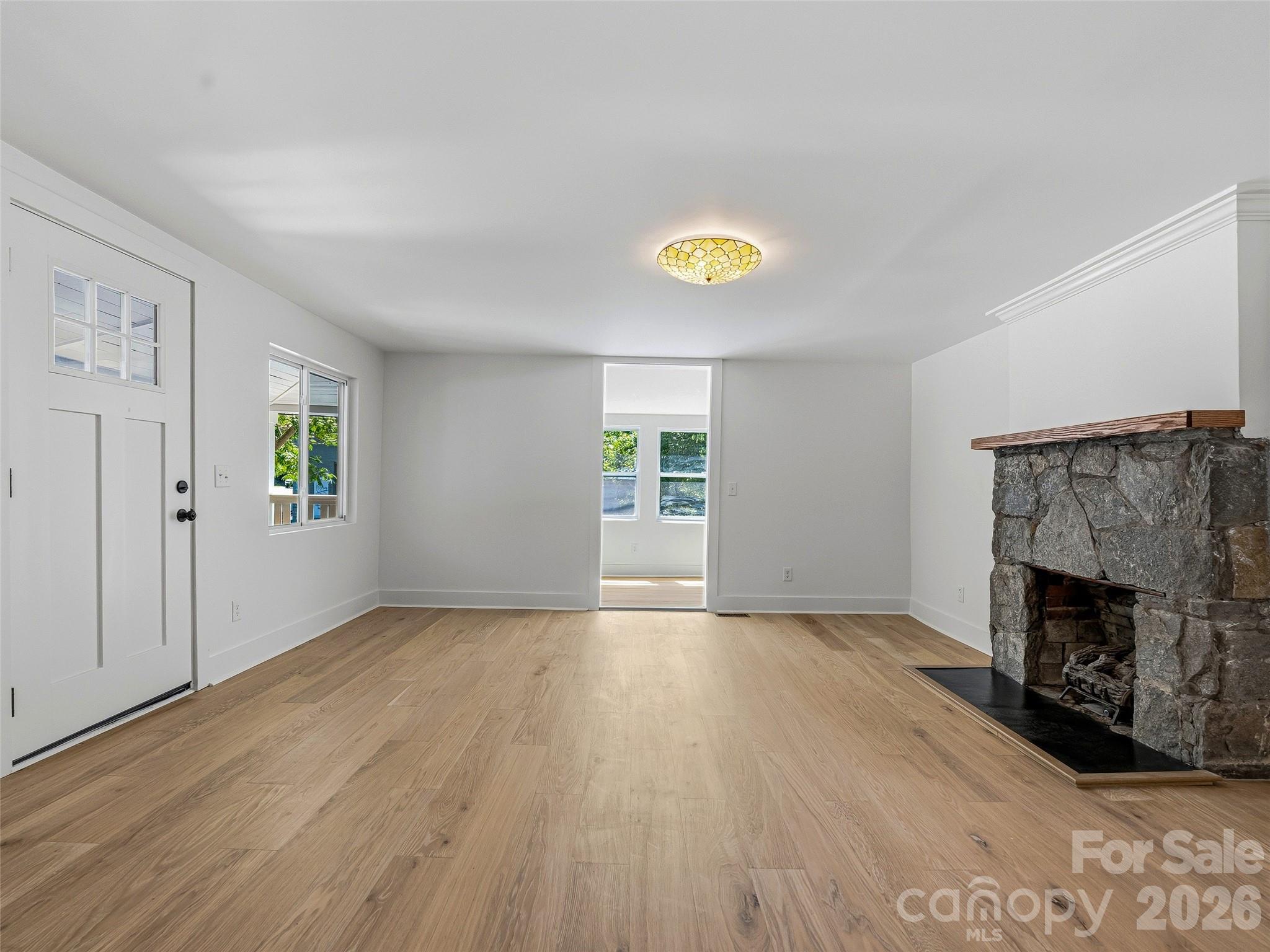 895 North Trade Street Tryon, NC 28782 - Photo 7 of 45