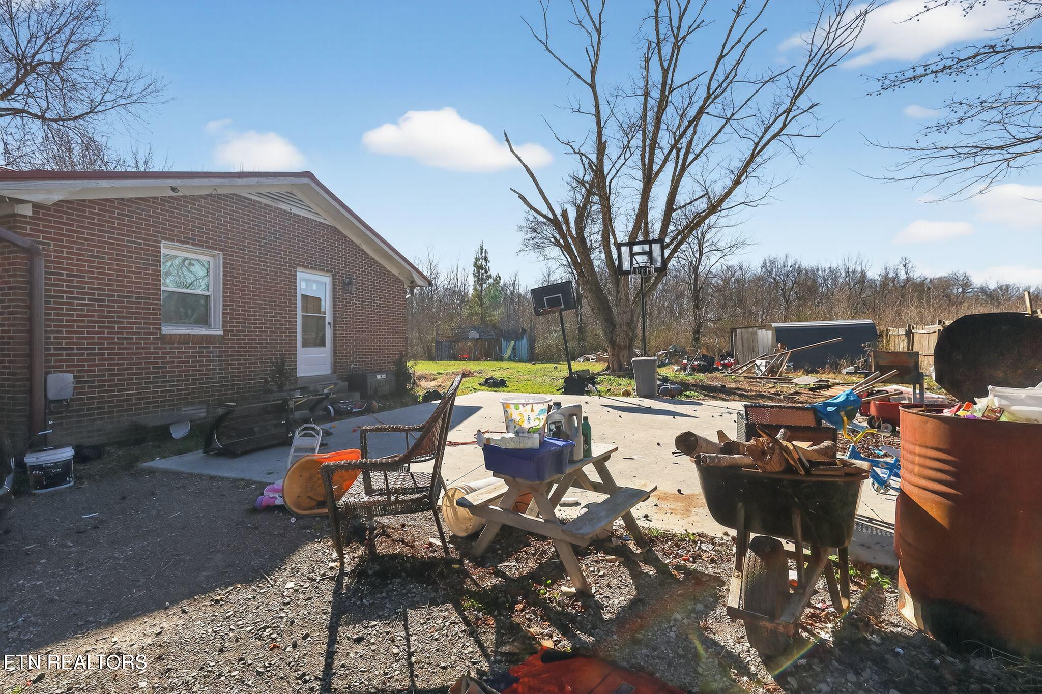 185 Petty Gap Road Woodbury, TN 37190 - Photo 13 of 19 02_185_Petty_Gap_Rd_Woodbury_TN_37190_US