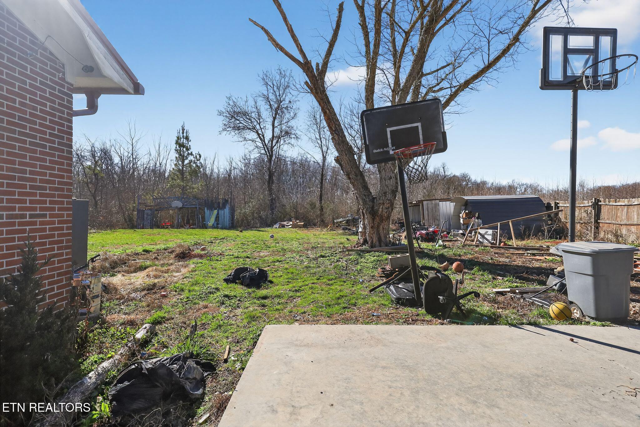 185 Petty Gap Road Woodbury, TN 37190 - Photo 14 of 19 09_185_Petty_Gap_Rd_Woodbury_TN_37190_US