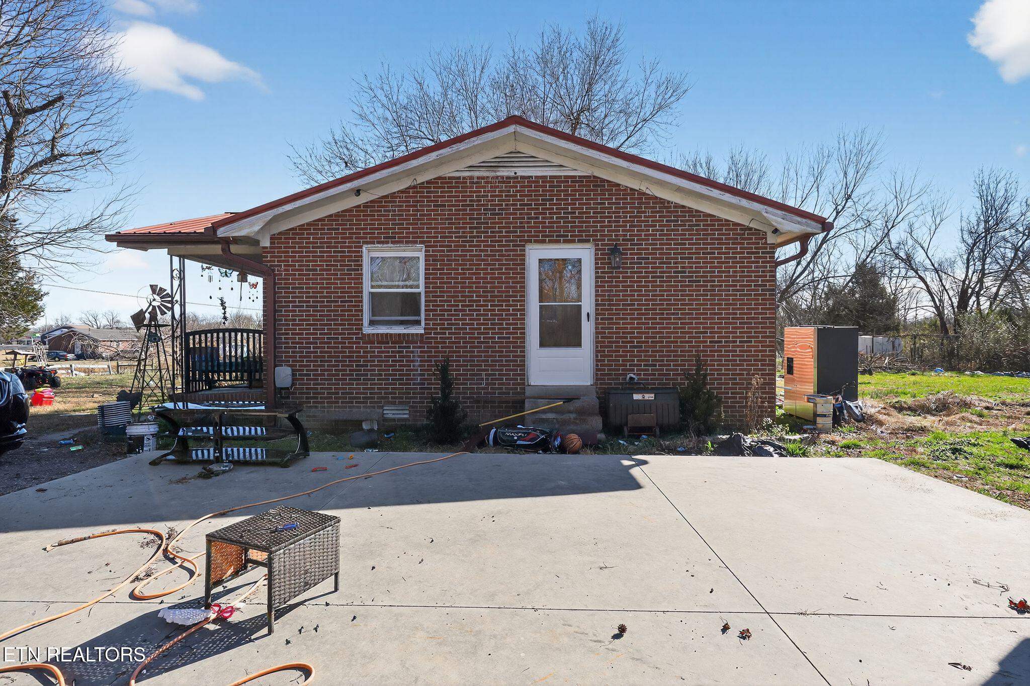 185 Petty Gap Road Woodbury, TN 37190 - Photo 16 of 19 10_185_Petty_Gap_Rd_Woodbury_TN_37190_US