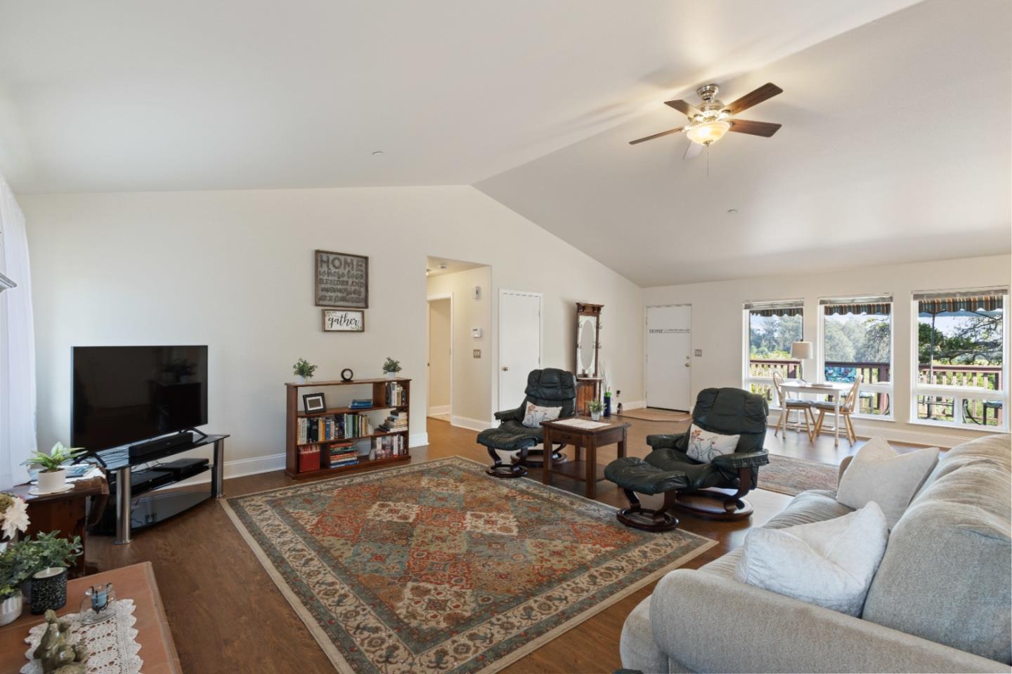 1600 Ranport Road Watsonville, CA 95076 - Photo 4 of 61 Gallery Image 4