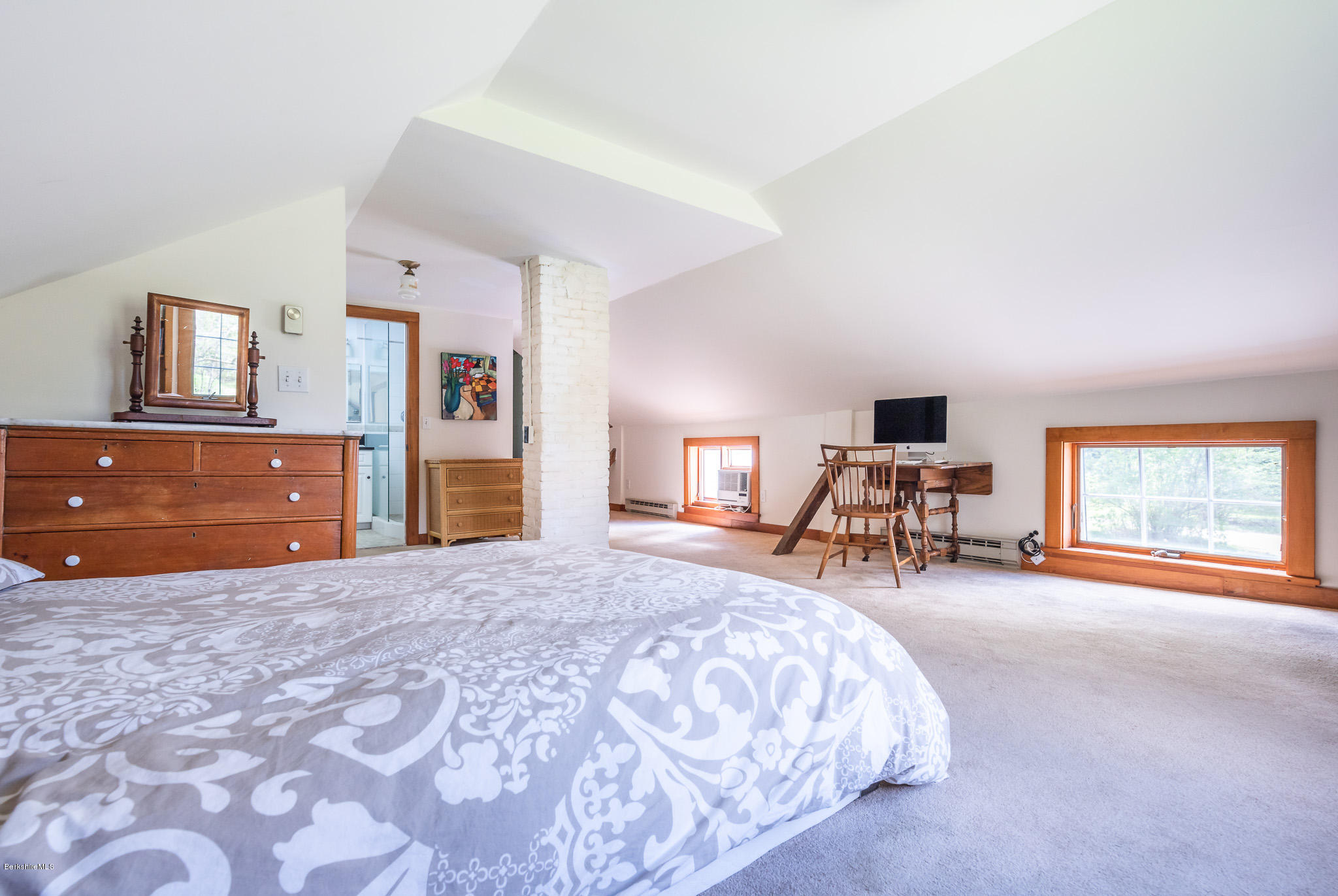 292 Great Barrington Road West Stockbridge, MA 01236 - Photo 22 of 47 Second Master