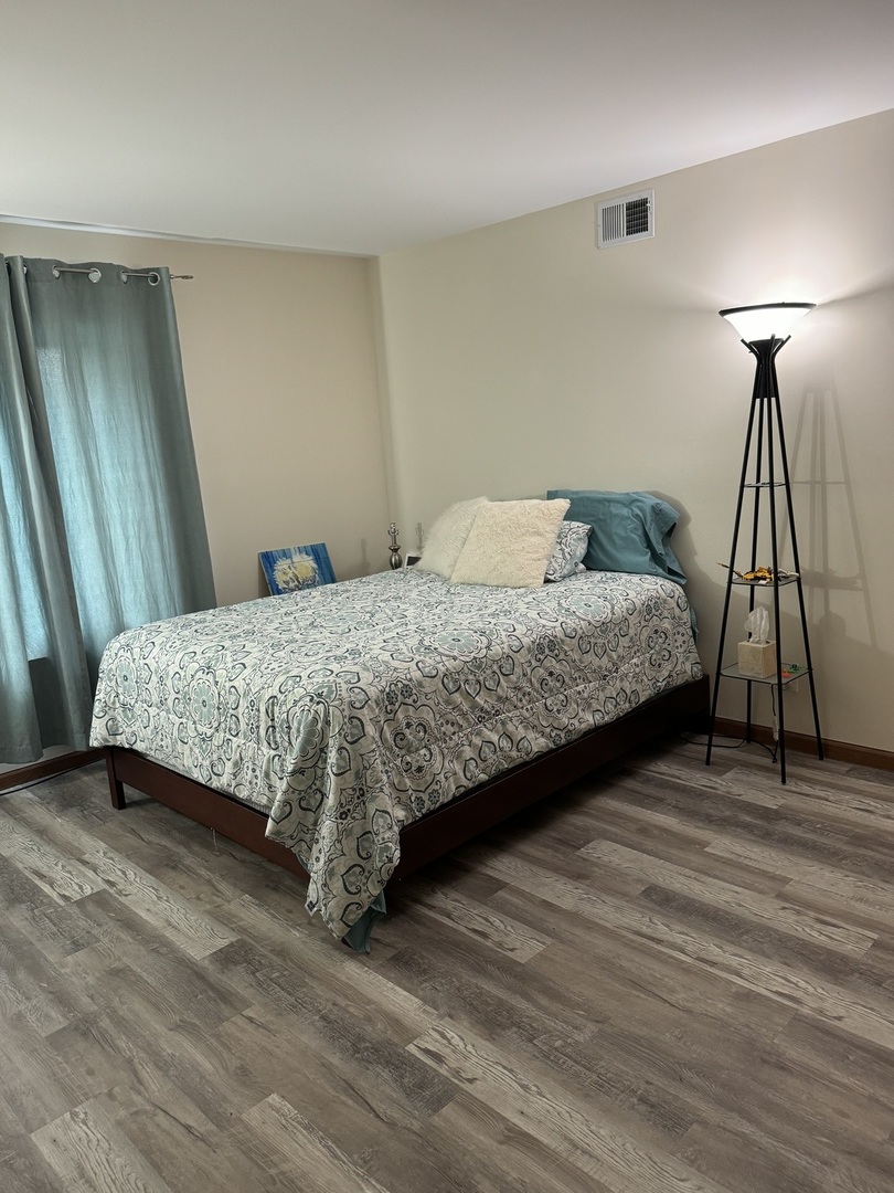 9196 S Road, Unit E Palos Hills, IL 60465 - Photo 27 of 42 Gallery Image 27