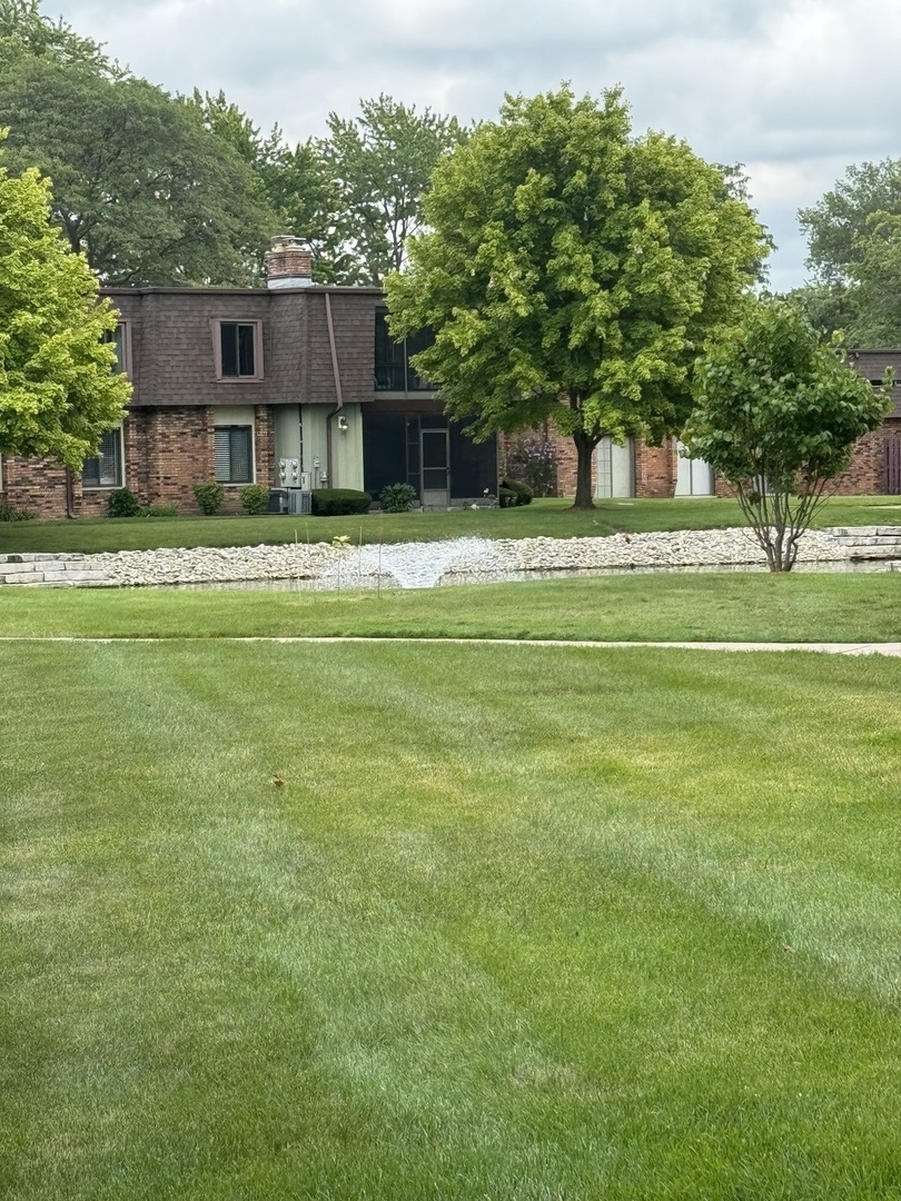 9196 S Road, Unit E Palos Hills, IL 60465 - Photo 37 of 42 Gallery Image 37