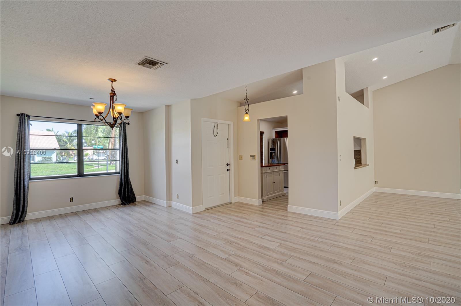 21044 Black Maple Lane Boca Raton, FL 33428 - Photo 11 of 32
