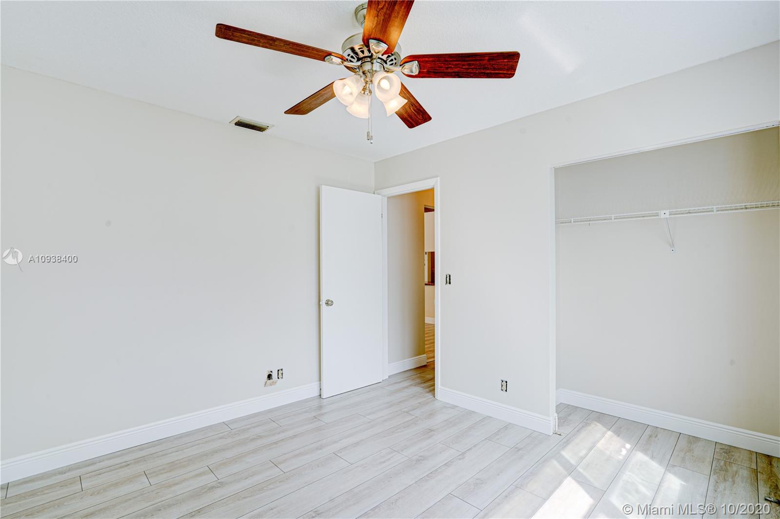 21044 Black Maple Lane Boca Raton, FL 33428 - Photo 30 of 32