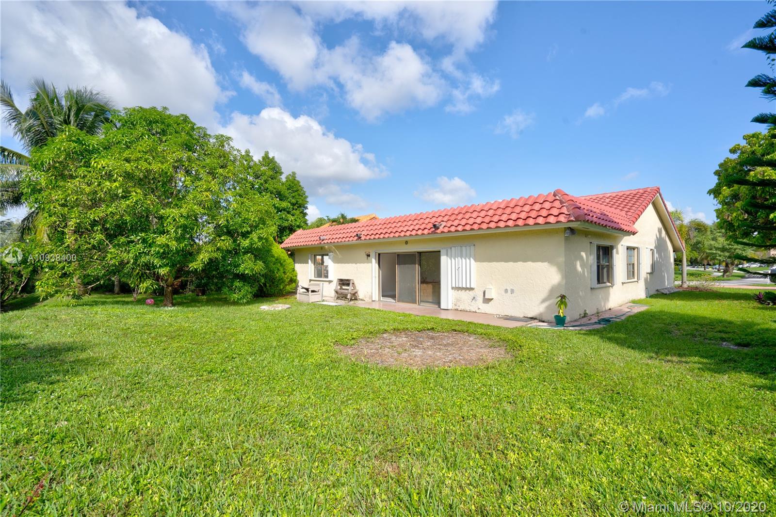 21044 Black Maple Lane Boca Raton, FL 33428 - Photo 7 of 32