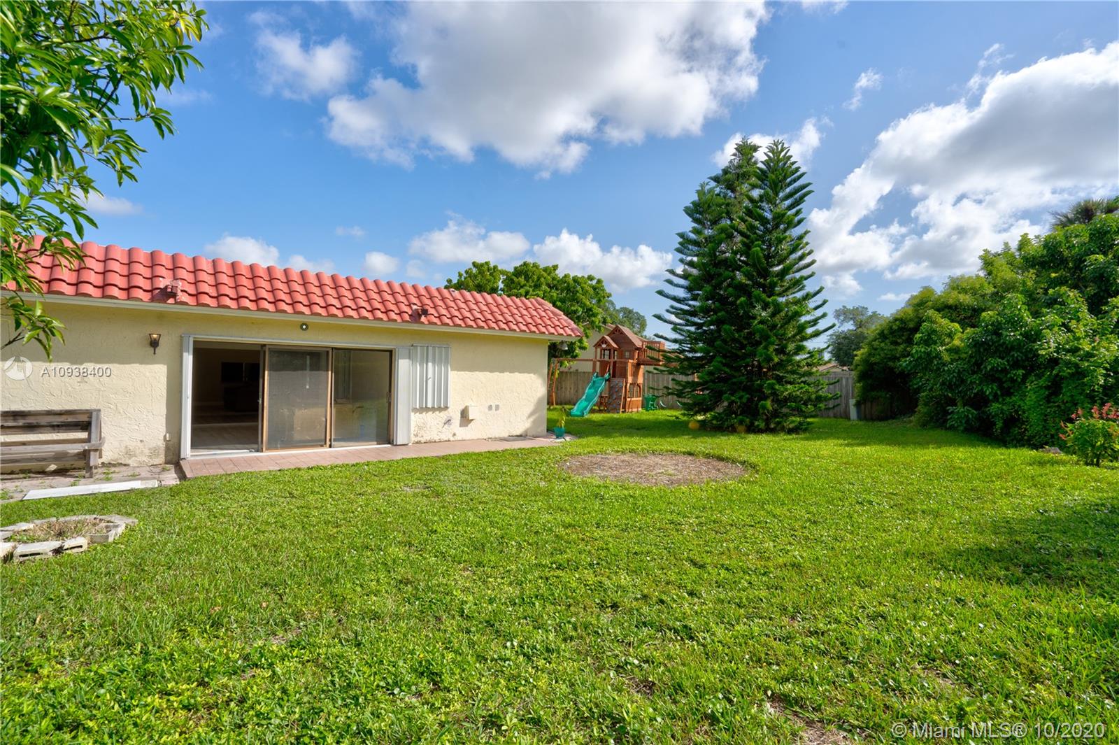 21044 Black Maple Lane Boca Raton, FL 33428 - Photo 8 of 32
