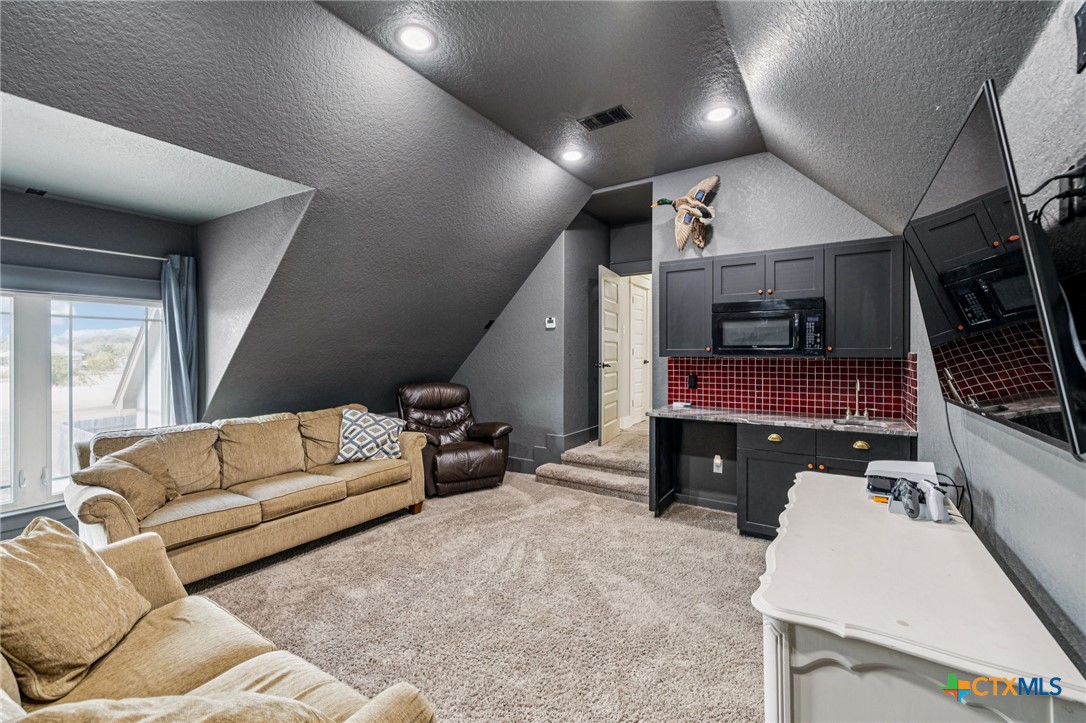 2259 Deer Run Ridge New Braunfels, TX 78132 - Photo 27 of 36