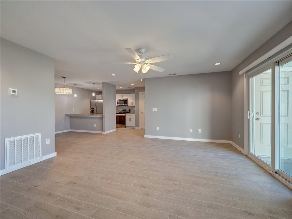 230 Cut-Off Road, Unit 123 Port Aransas, TX 78373 - Photo 7 of 32