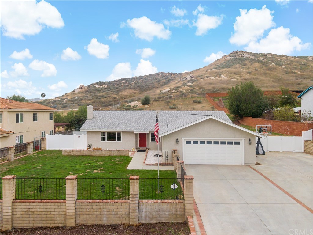 7730 Bolton Avenue Riverside, CA 92503 - Photo 1 of 1 Gallery Image 1