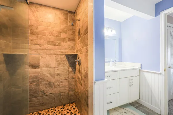 a view of an entryway with staircase