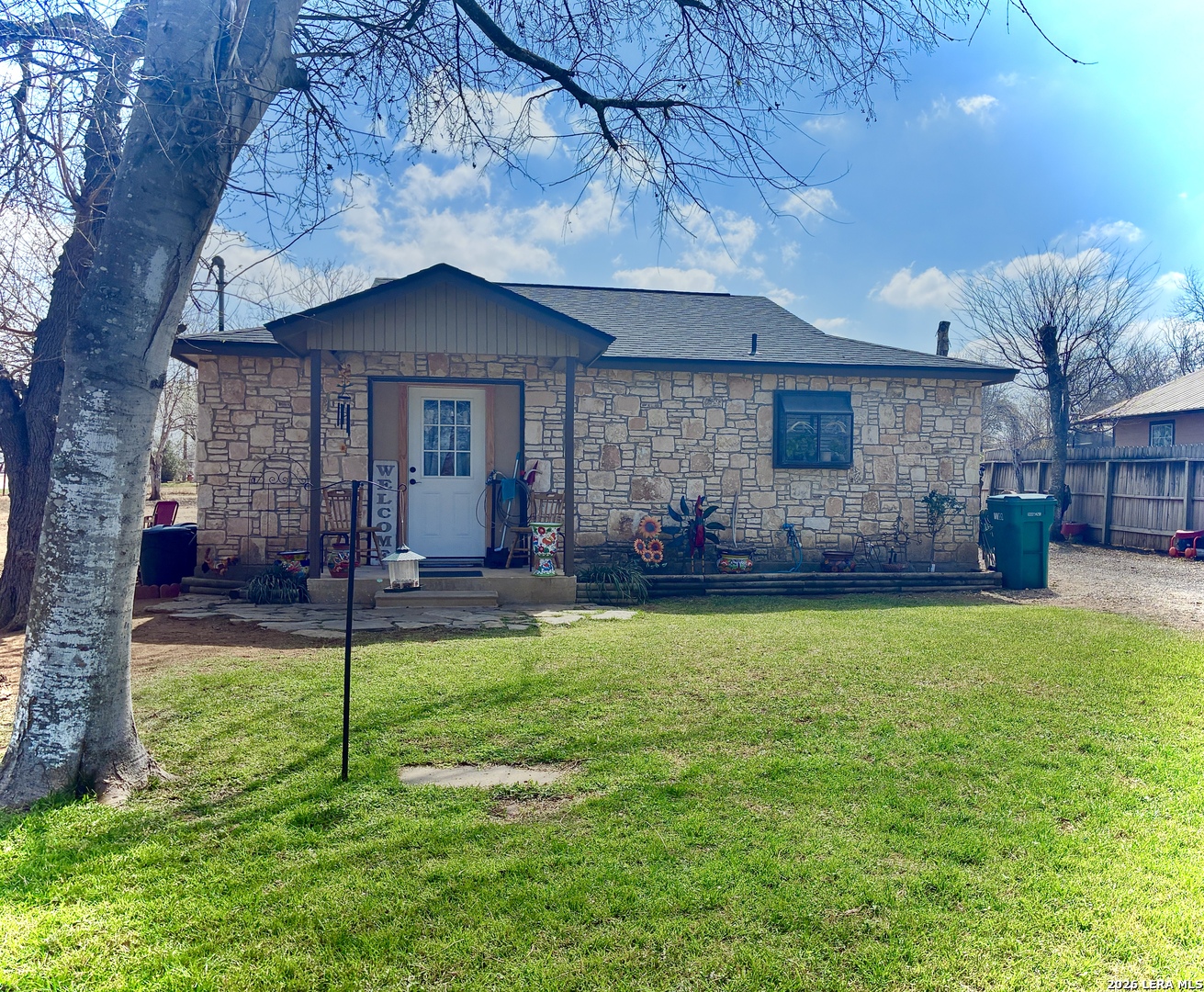 1314 Commerce Street Jourdanton, TX 78026 - Photo 2 of 4