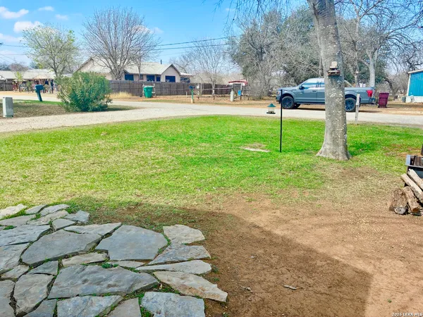 $185,000 | 1314 Commerce Street, Jourdanton, TX 78026