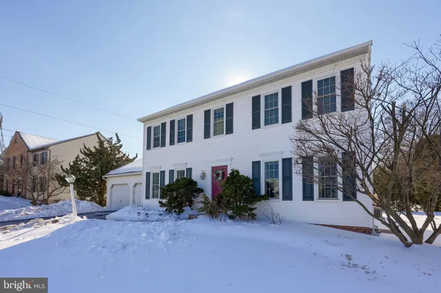 $514,900 | 2124 Southpoint Drive, Hummelstown, PA 17036