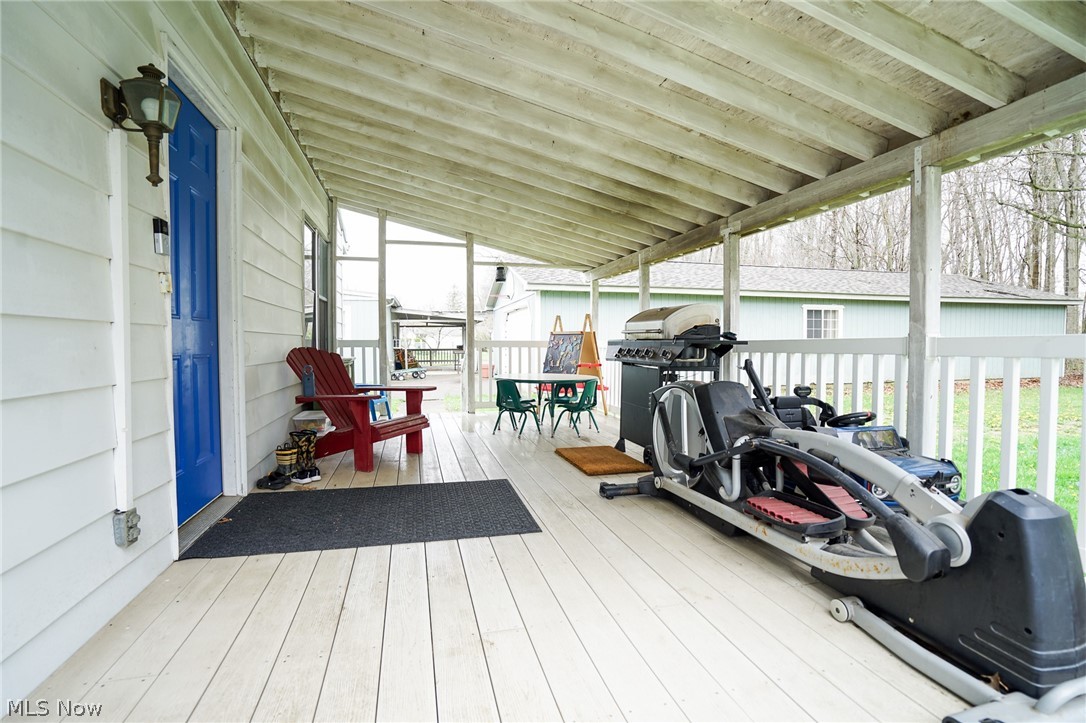 3986 Crum Road Austintown, OH 44515 - Photo 4 of 26 covered back deck