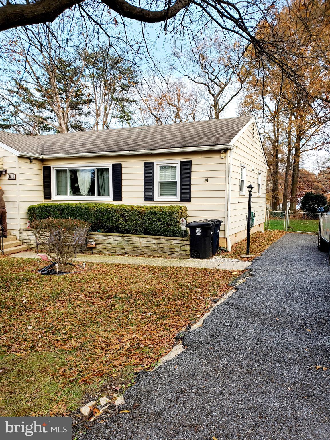 6913 Presley Road Lanham, MD 20706 - Photo 2 of 25