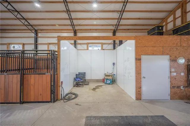 $320,000 | 2815 West W W 7th Highway, Galena, KS 66739