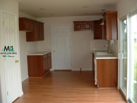 1957 Castle Road North Branch, MI 48461 - Photo 2 of 8 576423-1.JPG