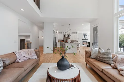 $2,700,000 | 9 Red Forest Way, North Oaks, MN 55127